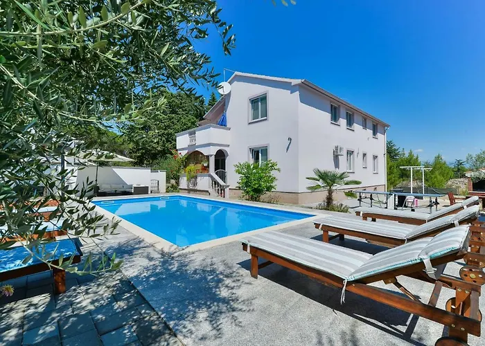 Apartments Crno
