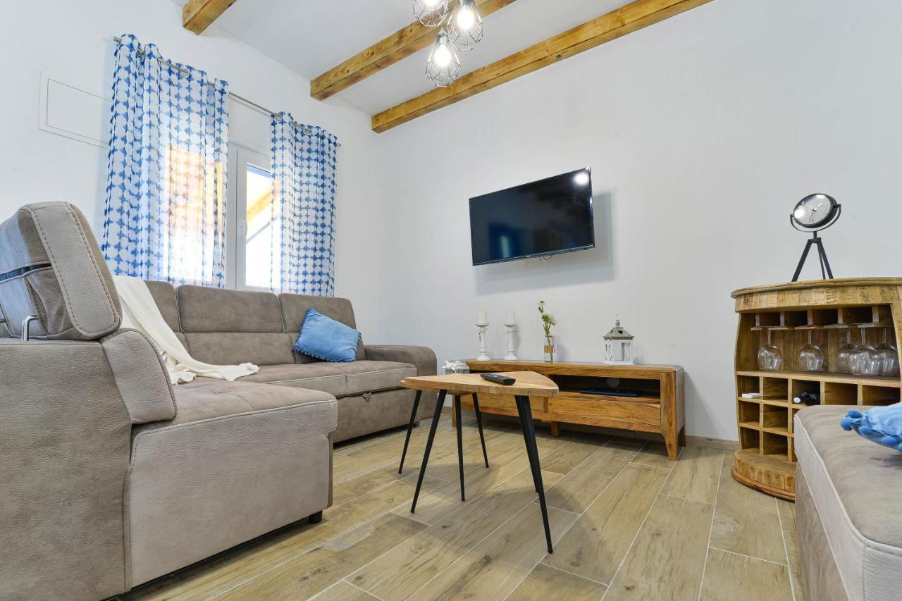 Crno Zadar