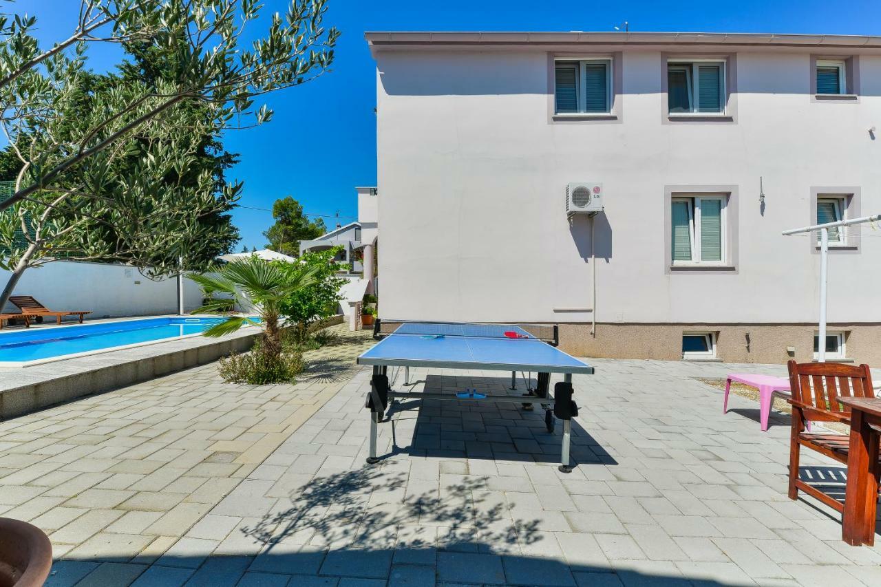 Apartment Crno *